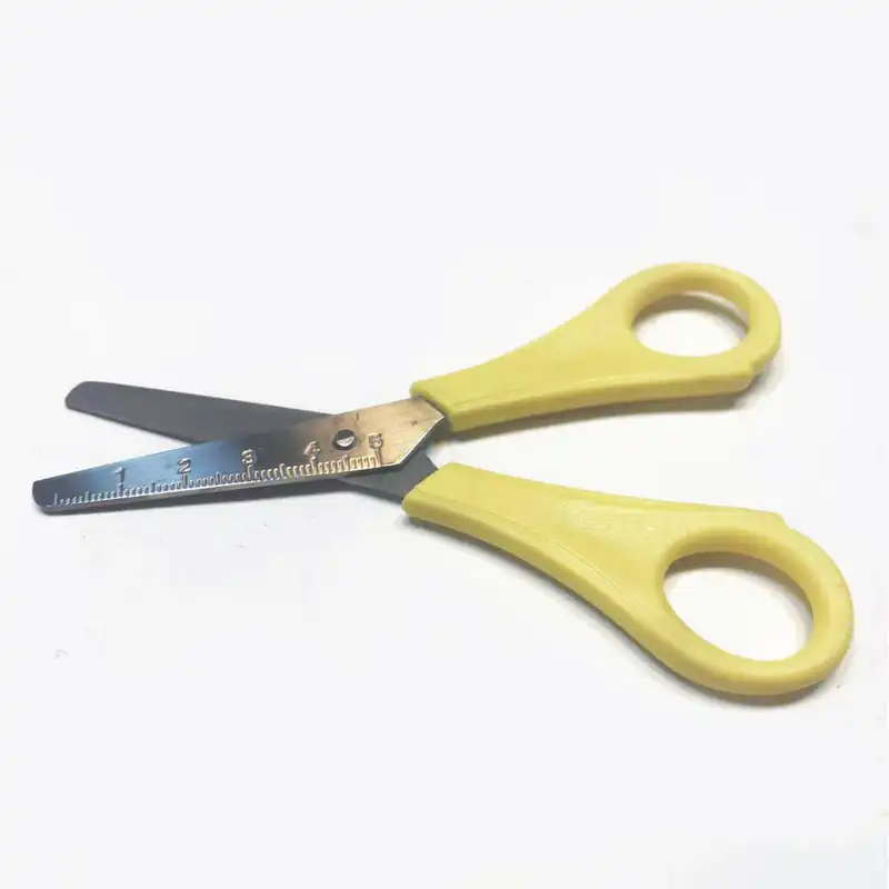 قیچی طرح کاغذچین مدرج کد PAP22