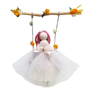 دیوار کوب اتاق کودک مدل عروسک توری