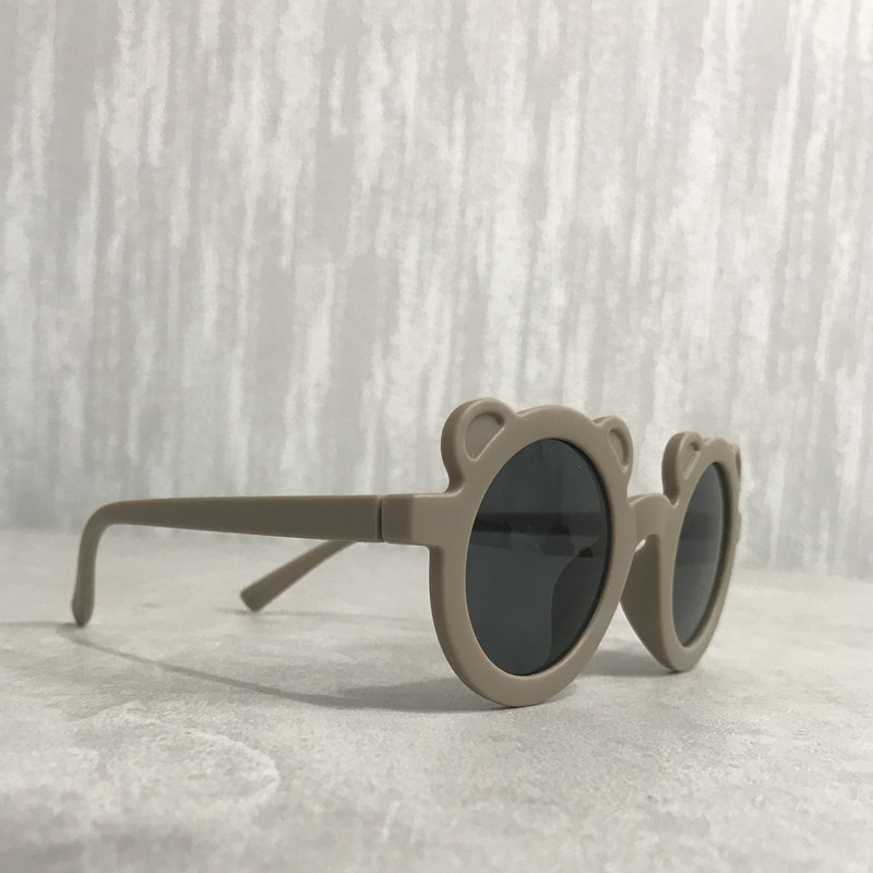 عینک آفتابی طرح nude bear