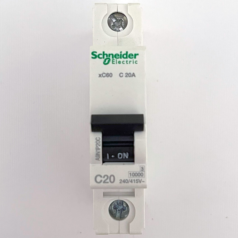 فیوز مینیاتوری تک پل 20 آمپر اشنایدر مدل xC60 Acti9 کد A9N1P20C فیوز مینیاتوری تک پل 20 آمپر اشنایدر مدل xC60 Acti9 کد A9N1P20C
