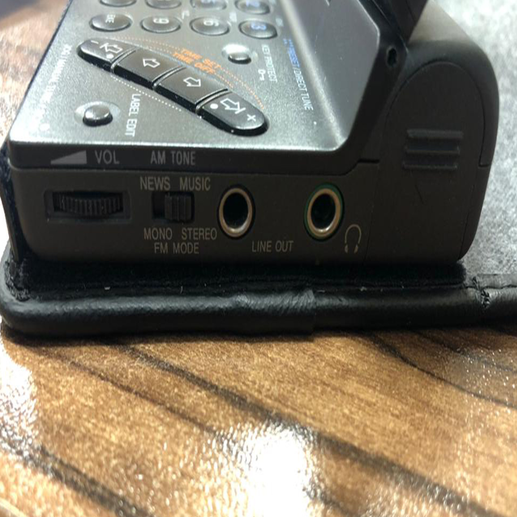 رادیو سونی مدل ICF-SW100E رادیو سونی مدل ICF-SW100E