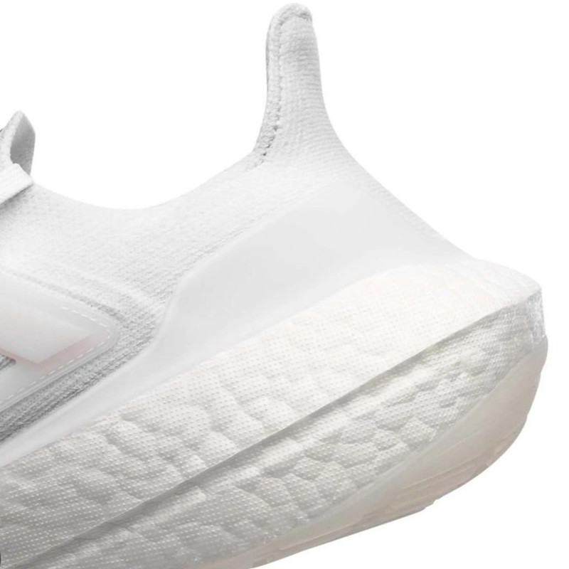 کفش رانینگ آدیداس مدل Ultraboost