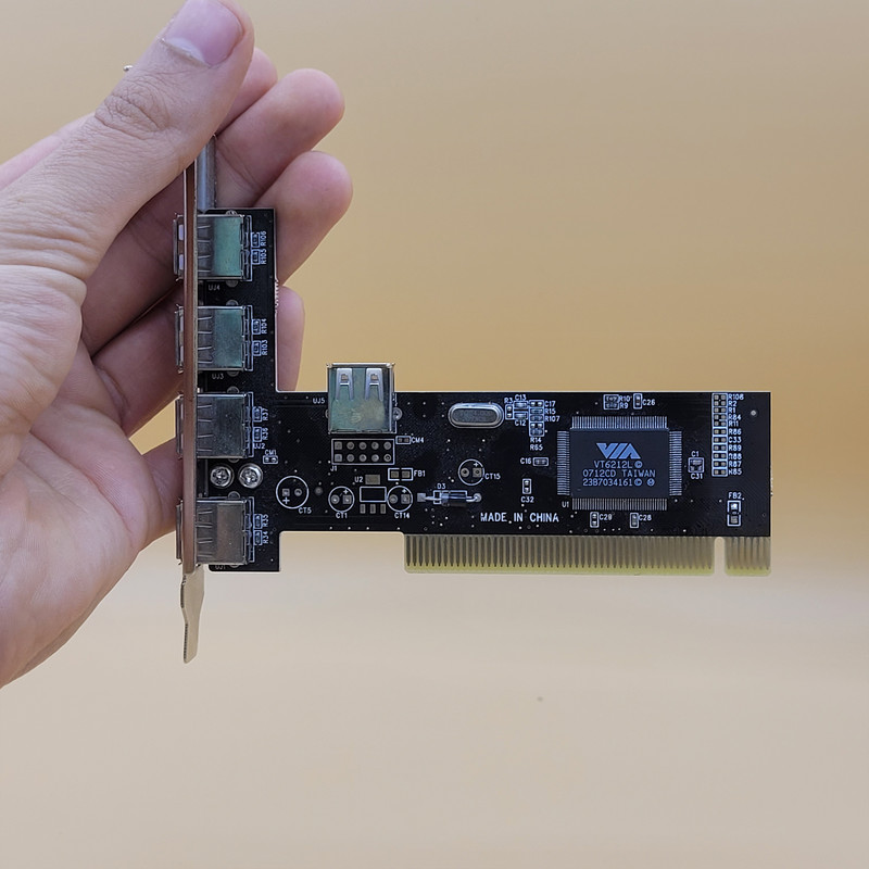 هاب USB 2.0 چهار پورت PCI مدل PEWC1
