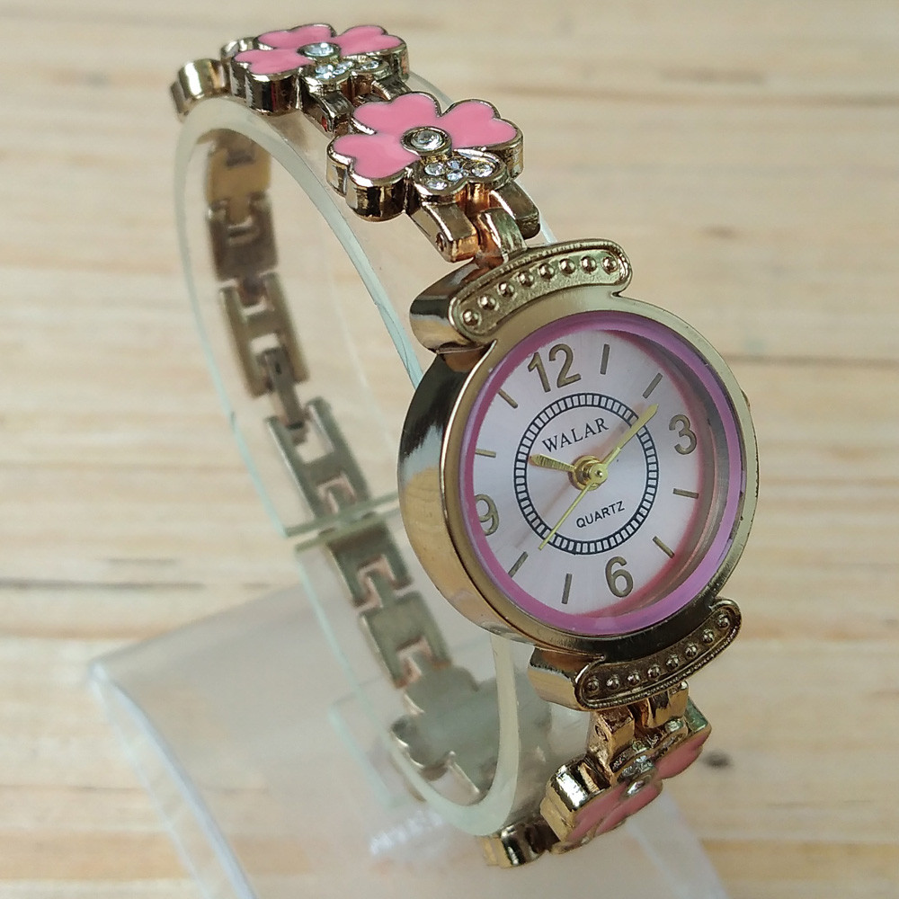 ساعت مچی عقربه ای دخترانه والار مدل بندفلزی ظریف فانتزی کد WE1209