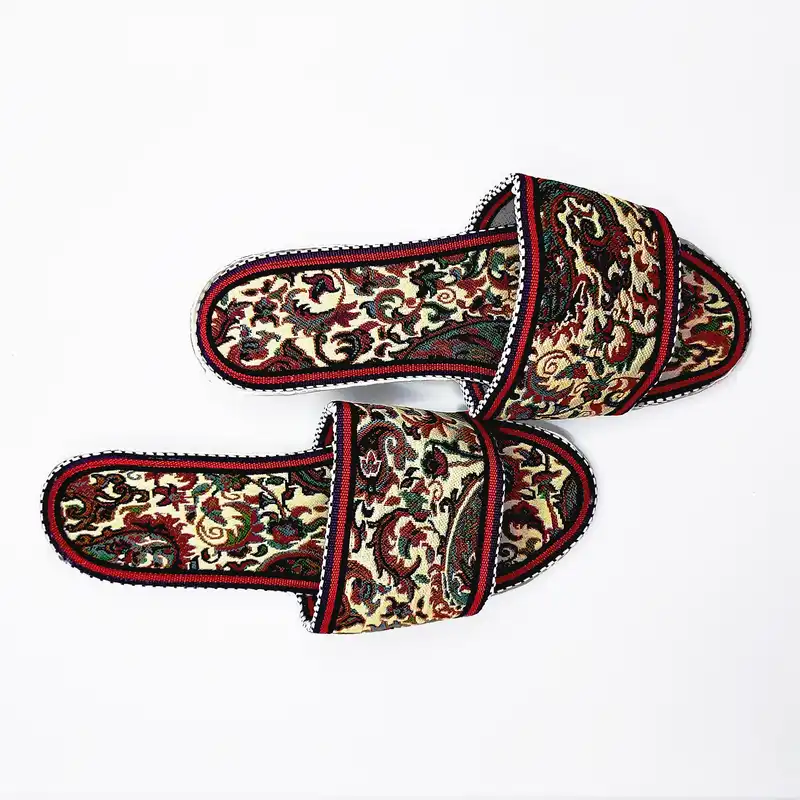 دمپایی زنانه مدل سنتی طرح ترمه