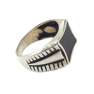 انگشتر نقره مردانه مدل عقیق کد 20515