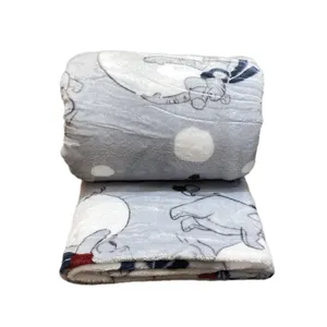 پتو مسافرتی 1 نفر مدل کارتونی پو سایز 200x160 سانتی‌متر