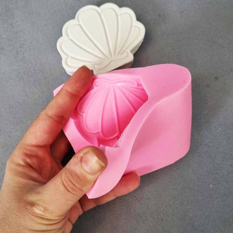 قالب شمع مدل صدف ساده و کلاسیک مجموعه 2 عددی