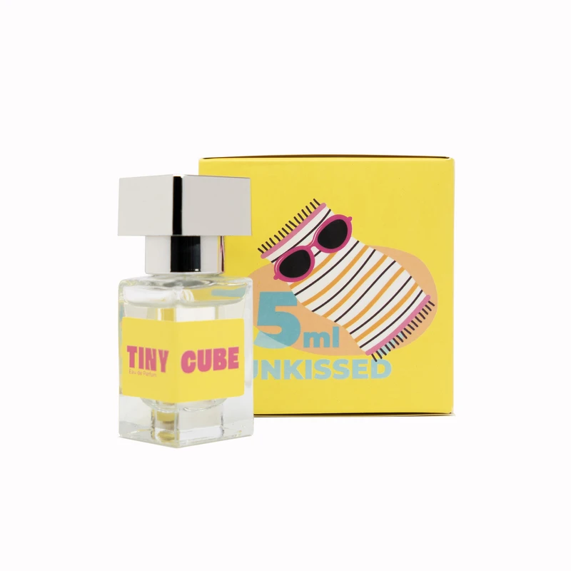 عطر جیبی زنانه تاینی کیوب مدل CUBE05 با رایحه خنک حجم ۱۵ میلی‌لیتر