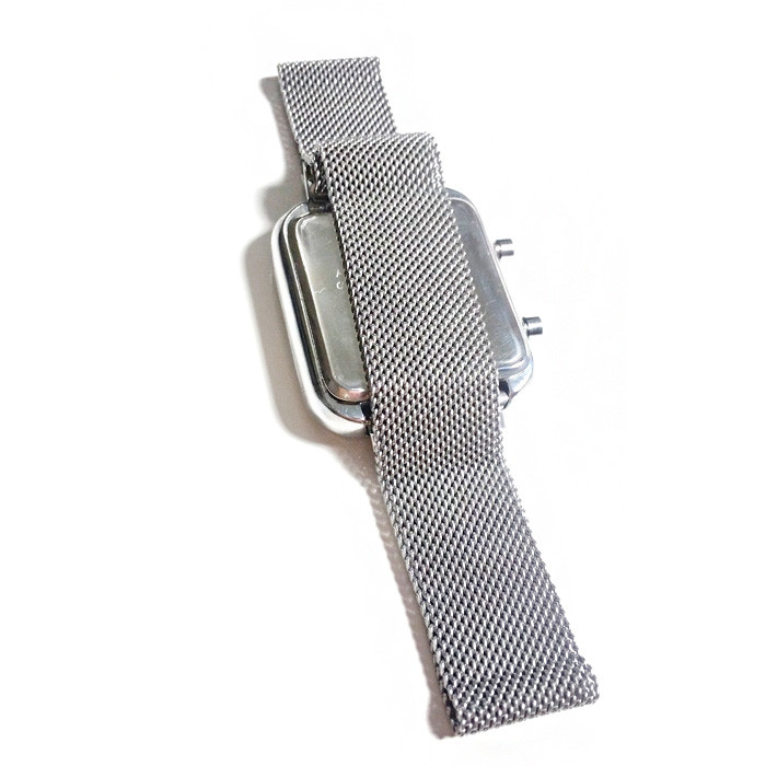 ساعت مچی دیجیتال زنانه مدل silver-magnet ساعت مچی دیجیتال زنانه مدل silver-magnet