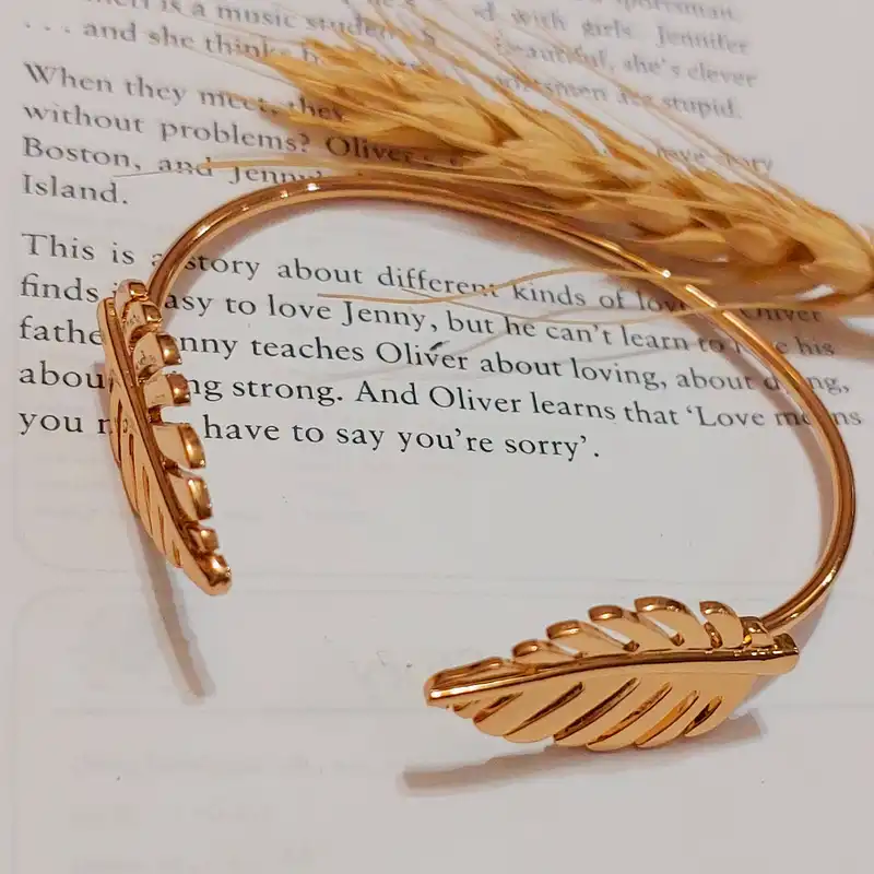 دستبند زنانه مدل دو برگ