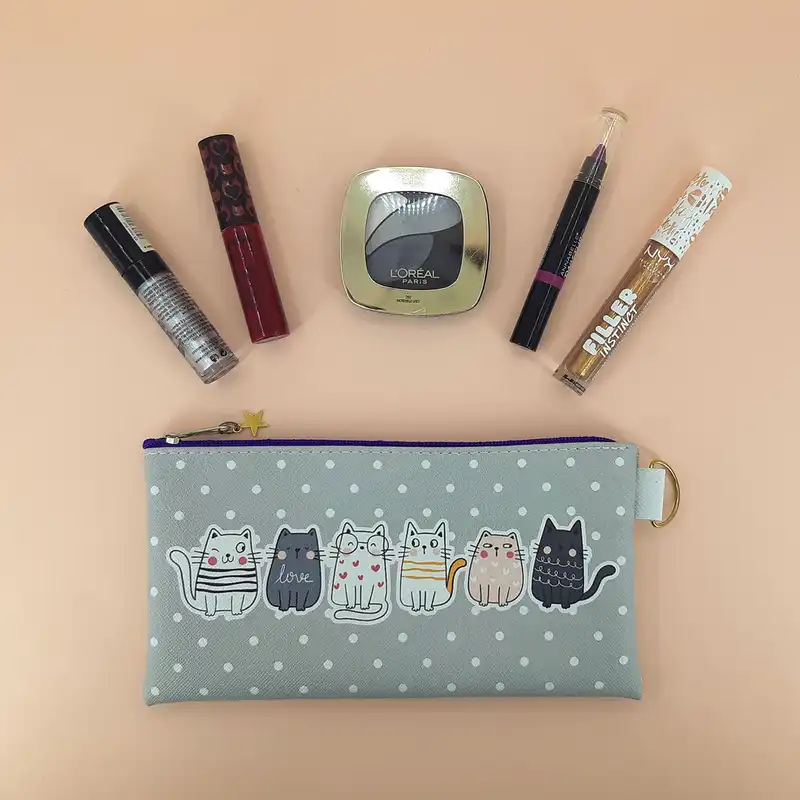 کیف لوازم آرایش زنانه طرح پیشی مدل flat-04