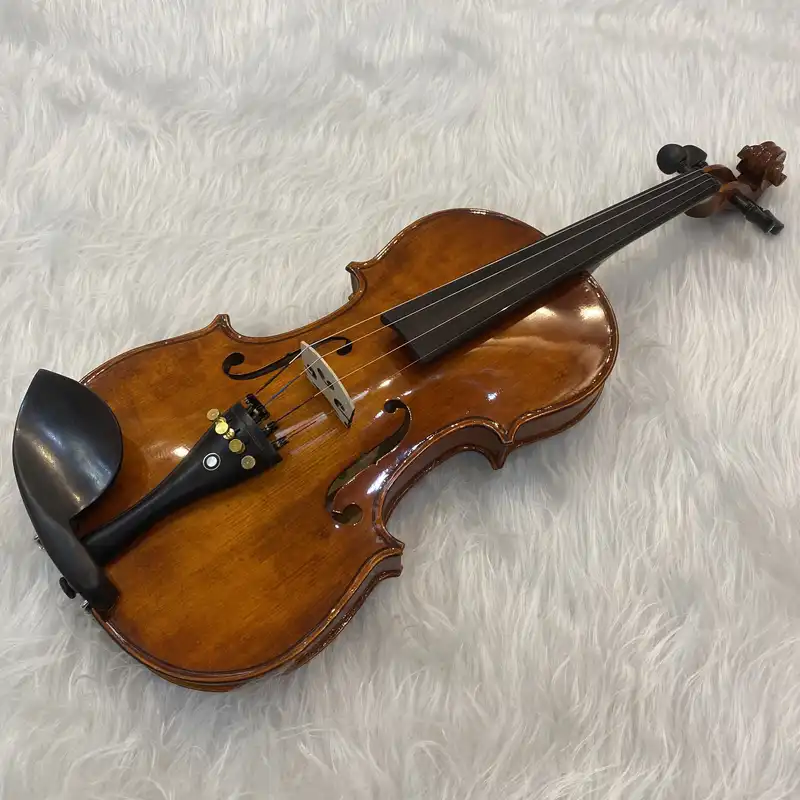 ویولن مدل دست ساز