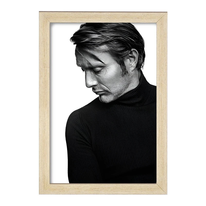 تابلو خندالو مدل مادز میکلسن (Mads Mikkelsen) کد F7452