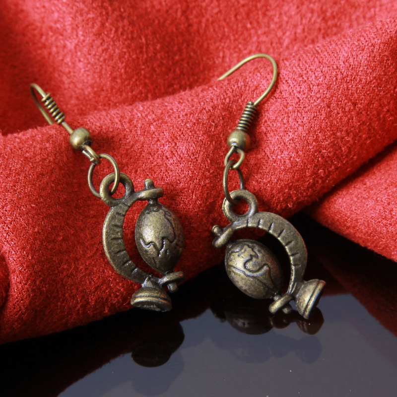 گوشواره دخترانه مدل فلزی فانتزی کد GZN_086 گوشواره دخترانه مدل فلزی فانتزی کد GZN_086