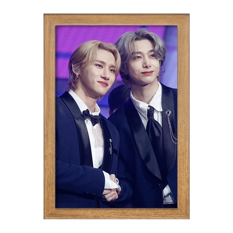 تابلو خندالو مدل گروه Monsta X  کد 21197