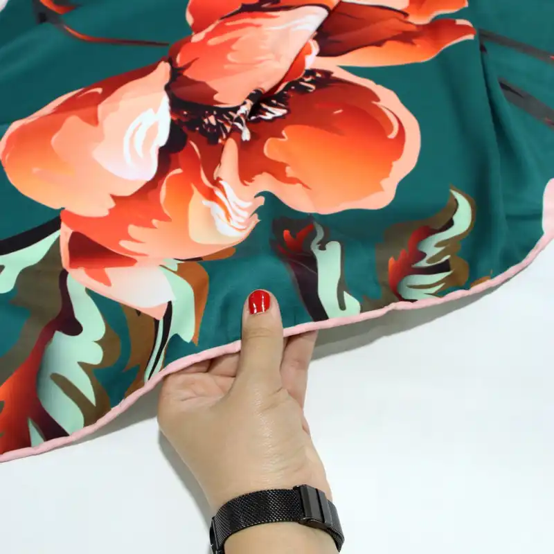 روسری زنانه مدل ابریشم جدید مزونی لاکچری گل درشت کد a-9005