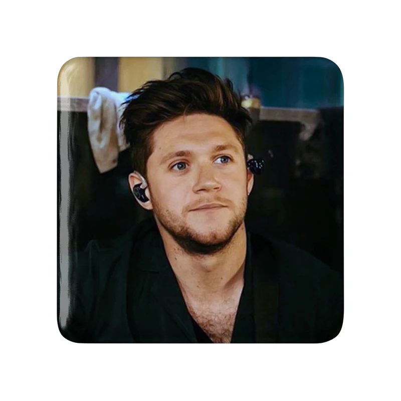 مگنت خندالو طرح نایل هوران گروه موسیقی وان دایرکشن One Direction  مدل مربعی کد 18982
