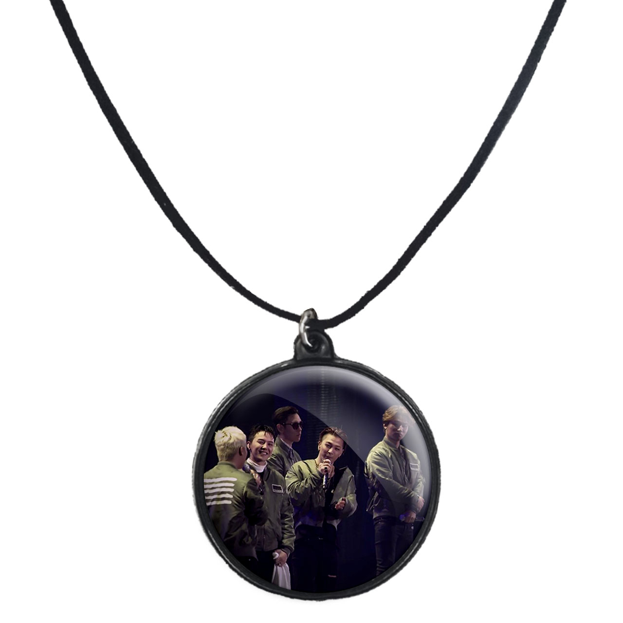 گردنبند پرمانه طرح گروه موسیقی بیگ بنگ BIG BANG کد pmb.15089 مدل دو طرفه