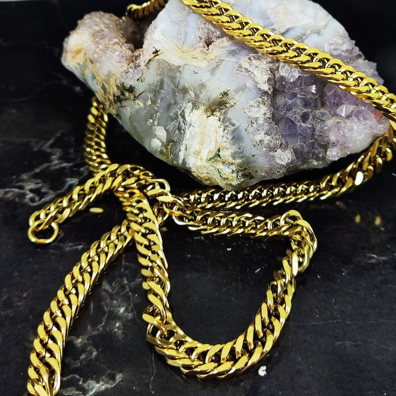 گردنبند مردانه سلین کالا مدل  اسپرت طرح  COD-18