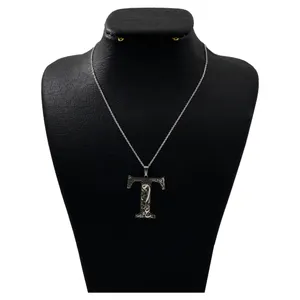 گردنبند نقره زنانه دلی جم طرح T کد D 275