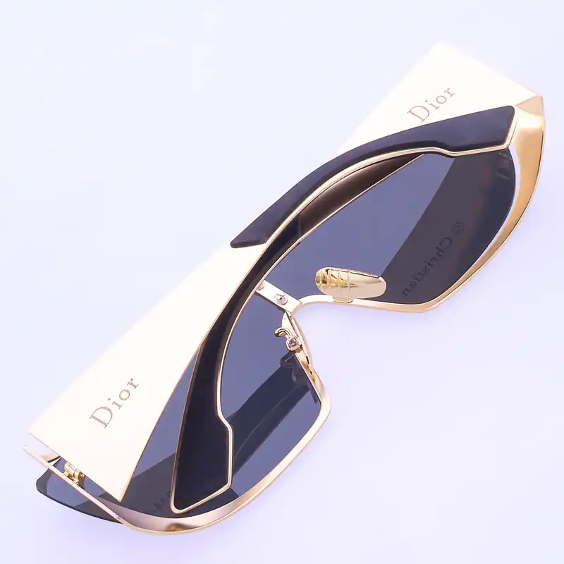 عینک آفتابی مدل di کد 1341