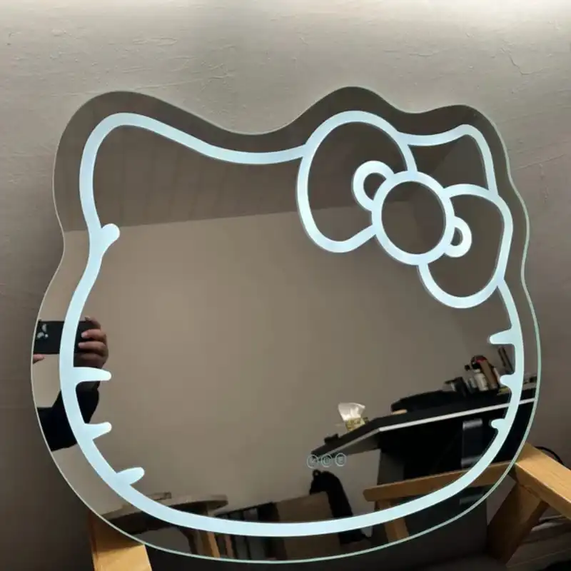 آینه سرویس بهداشتی مدل هلوکیتی