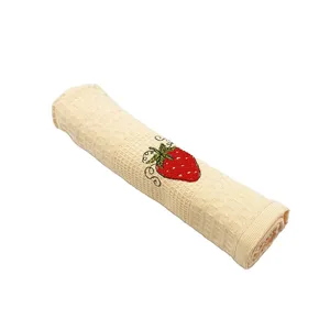 حوله آشپزخانه طرح توت فرنگی کد 5398