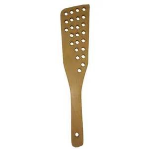 کفگیر مدل چوبی طرح سر کج سوراخدار کد 006
