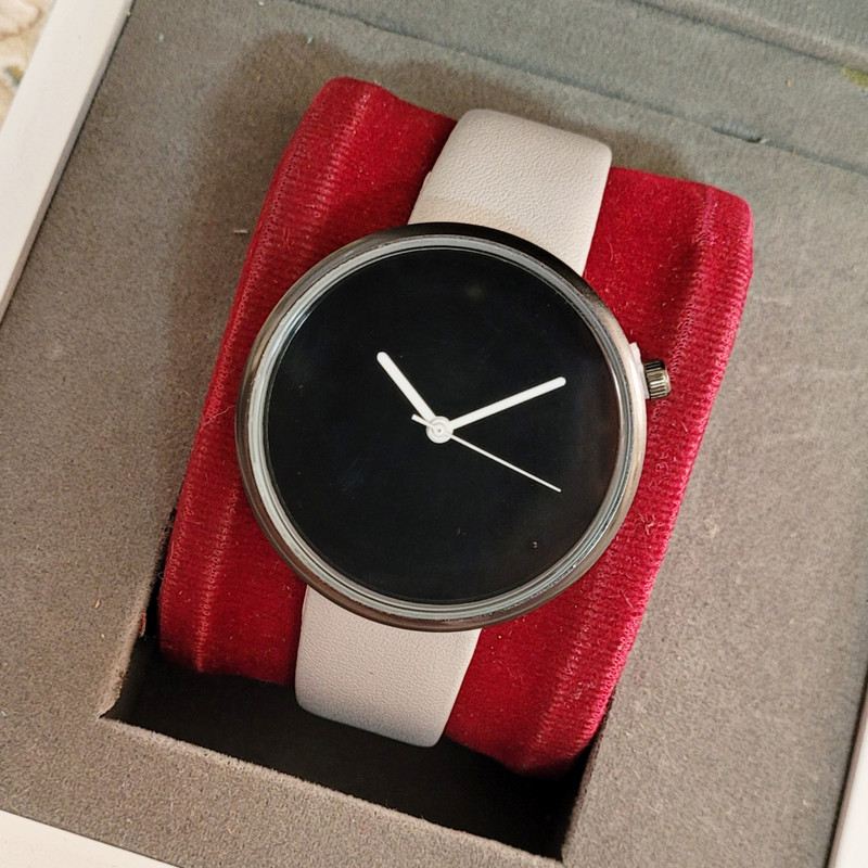 ساعت مچی عقربه ای مدل bu01