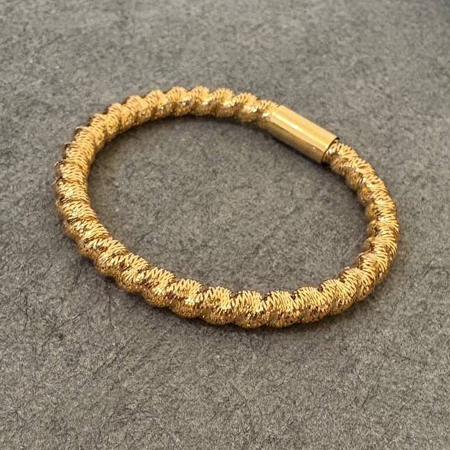 دستبند کشی طلا 18 عیار زنانه دوست خوب مدل Dk030