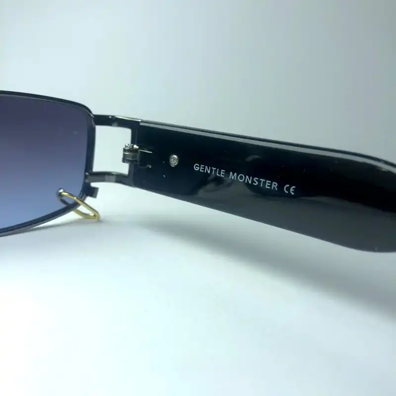 عینک آفتابی جنتل مانستر مدل فشن مستطیلی