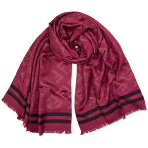 شال زنانه فندی مدل 00f93