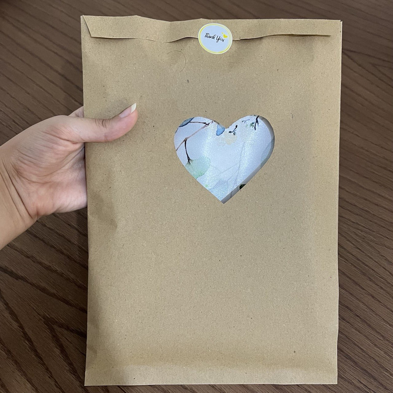 رو بالشی مدل ساتن ابریشم طرح برگ