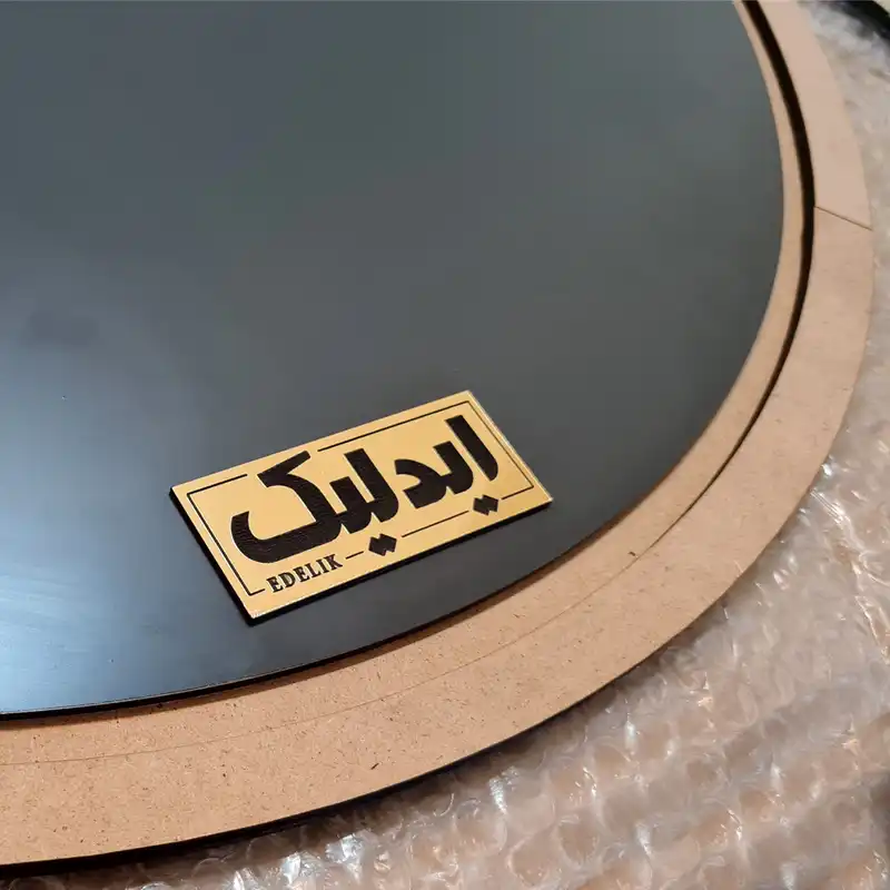 آینه ایدلیک مدل هیچ