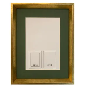 قاب عکس مدل 852-802-30-P460 سایز 30×40 سانتی متر