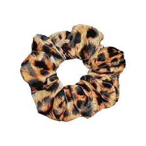 کش مو زنانه مدل اسکرانچی ساتن