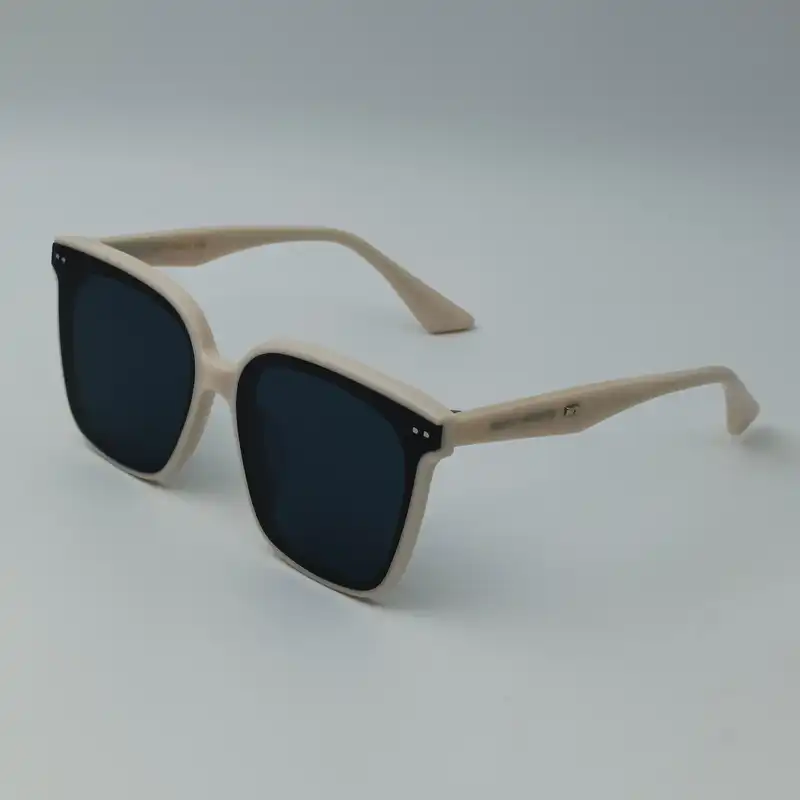 عینک آفتابی جنتل مانستر مدل LO CELL