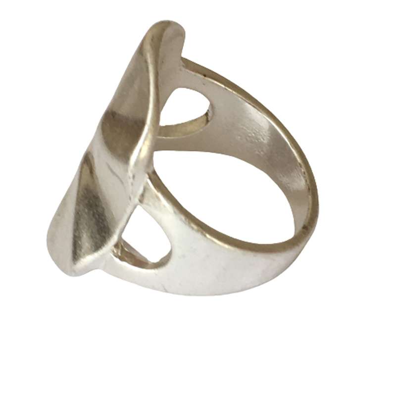 انگشتر زنانه مدل ورشو AA440