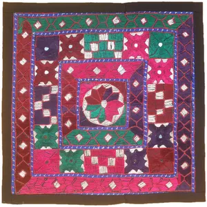رومیزی سوزن دوزی مدل عسلی کد SOO94