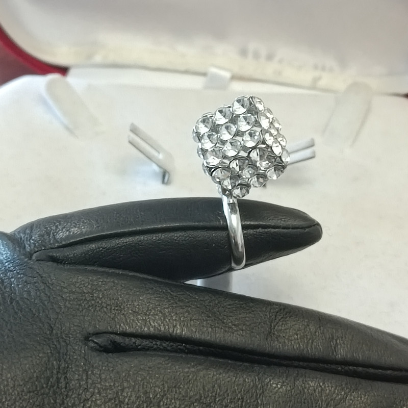 بند انگشتی زنانه مدل تاس