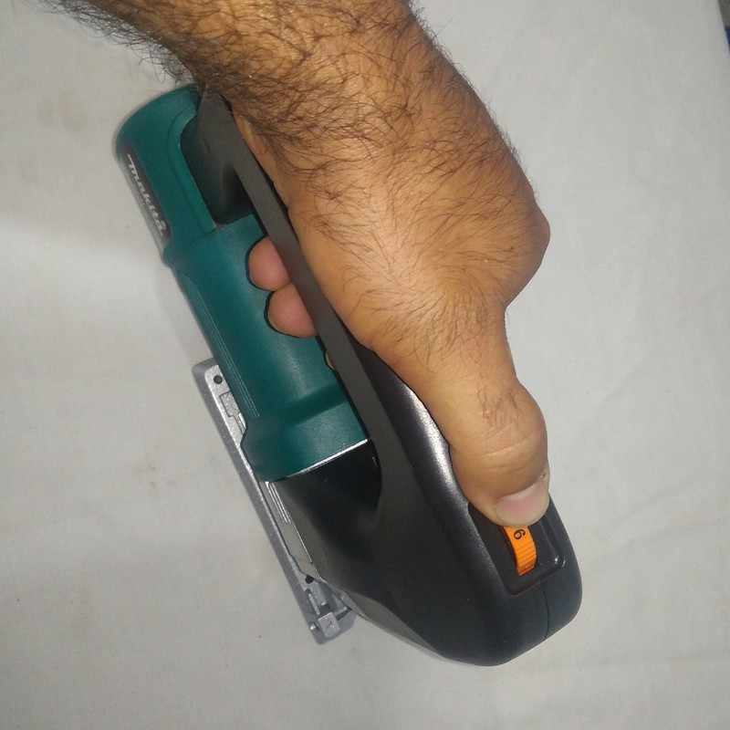 اره عمودبر ماکیتا مدل SAW-4304