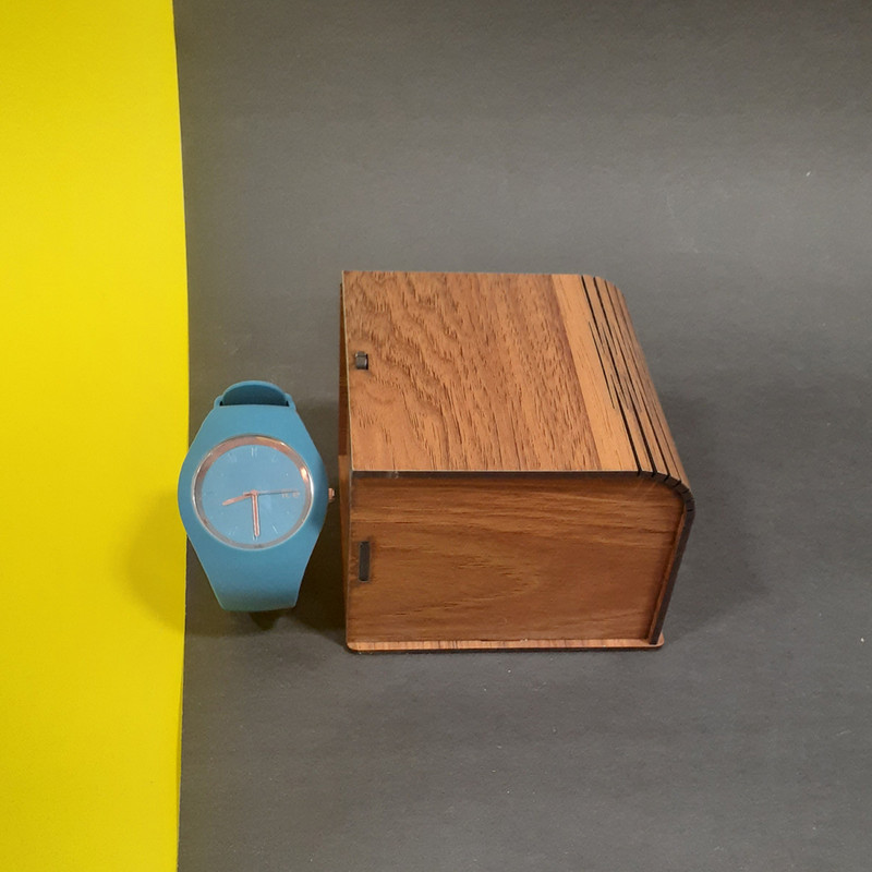 ساعت مچی عقربه ای مدل 0704148 ساعت مچی عقربه ای مدل 0704148