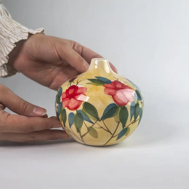 گلدان سفالی طرح نقاشی مدل سیب کد T-2