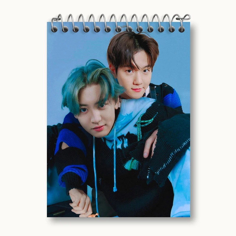 دفتر یادداشت 50 برگ خندالو مدل گروه اکسو EXO کد 13586