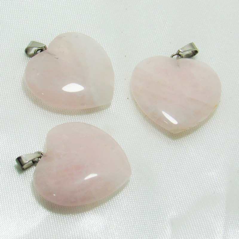 آویز گردنبند بچگانه مدل سنگ قلب رز کوارتز