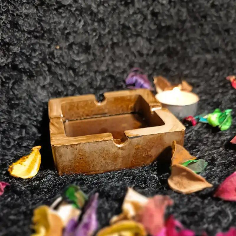 زیرسیگاری مدل square