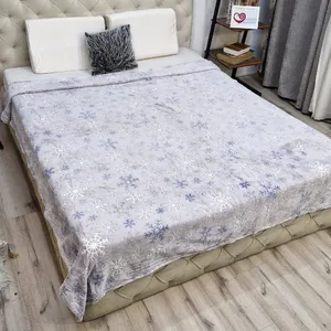 پتو مسافرتی مدل شب نما زمستان برفی سایز 185x145 سانتی متر