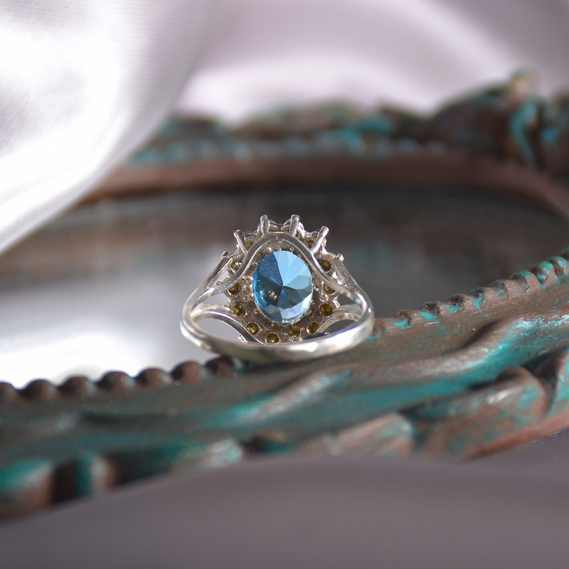 انگشتر نقره زنانه  نقره جات لطفی مدل توپاز کد ANSH013