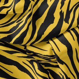 پارچه لباس مدل کرپ بوگاتی طرح ببری کد 9104D
